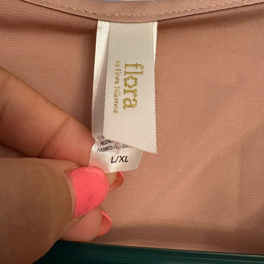 NWT Flora Nikrooz Blush Pink Satin Wrap Short Robe Women Size L/XL Sleep - Picture 4 of 6